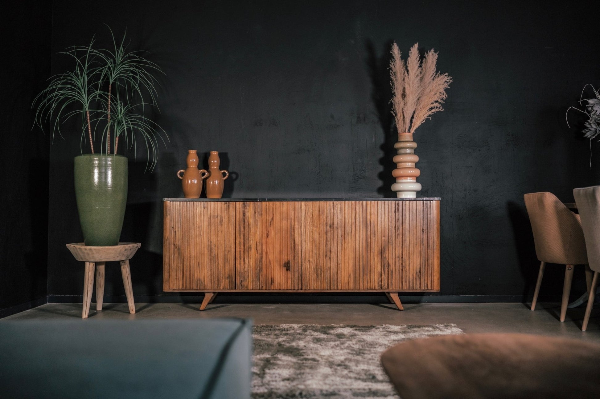 Dressoir walnoot Mahindra met marmer 160cm - Goa Editions