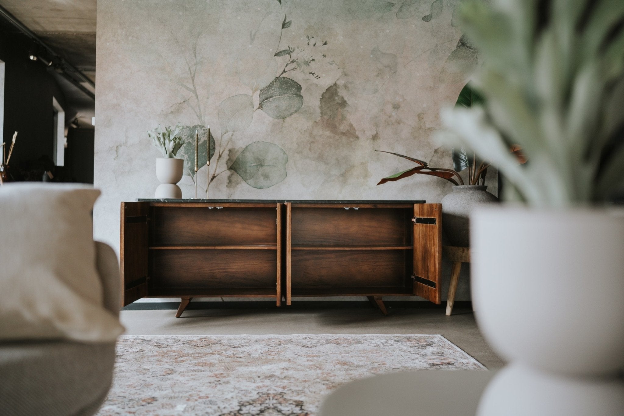 Dressoir walnoot Mahindra met marmer 200cm - Goa Editions