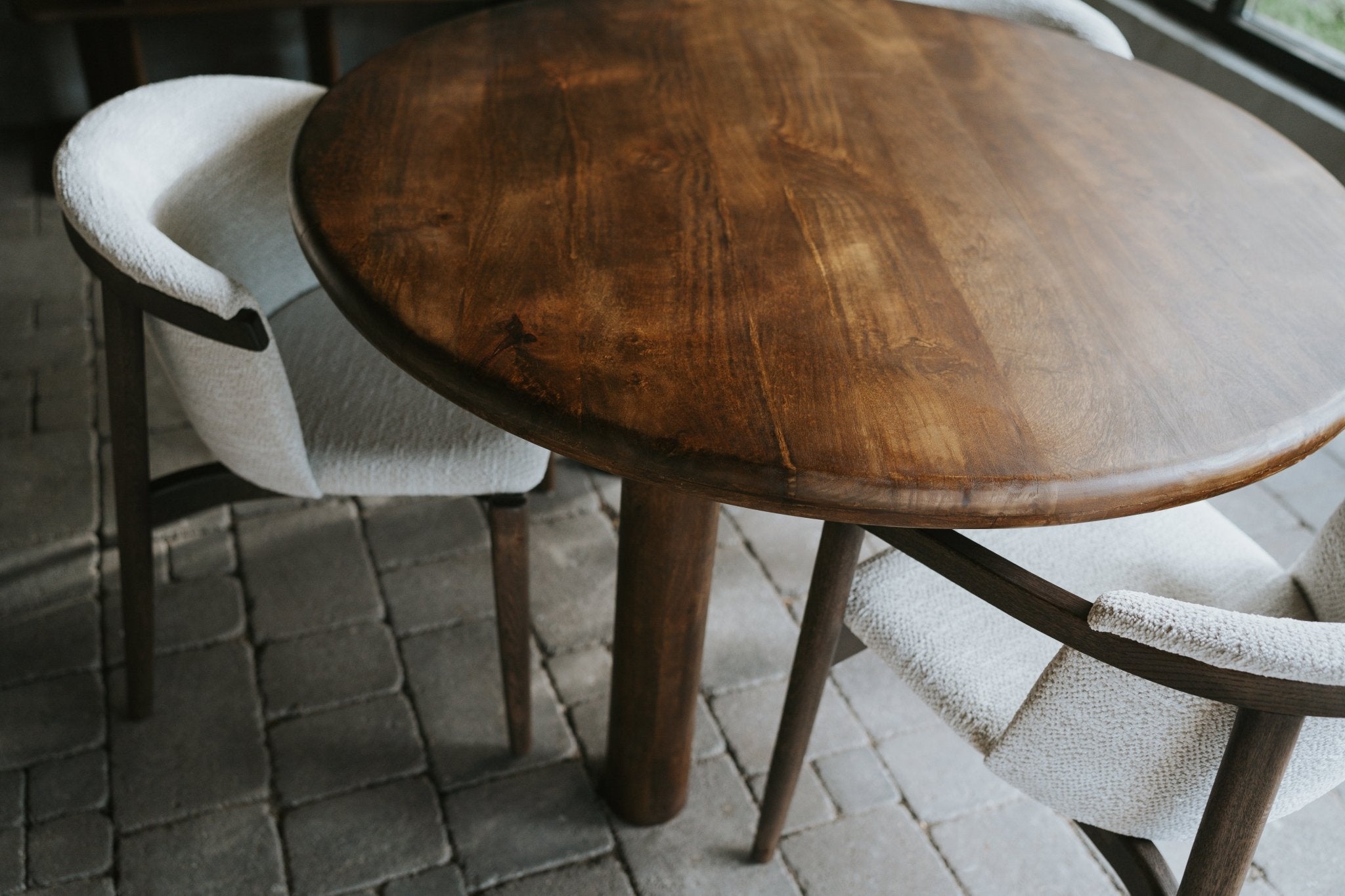 Eettafel Palolem rond - Goa Editions
