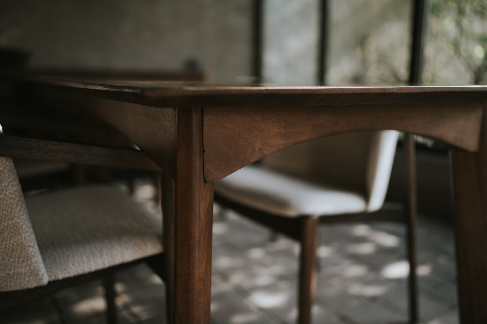 Eettafel candolim vintage stijl walnoot - Goa Editions