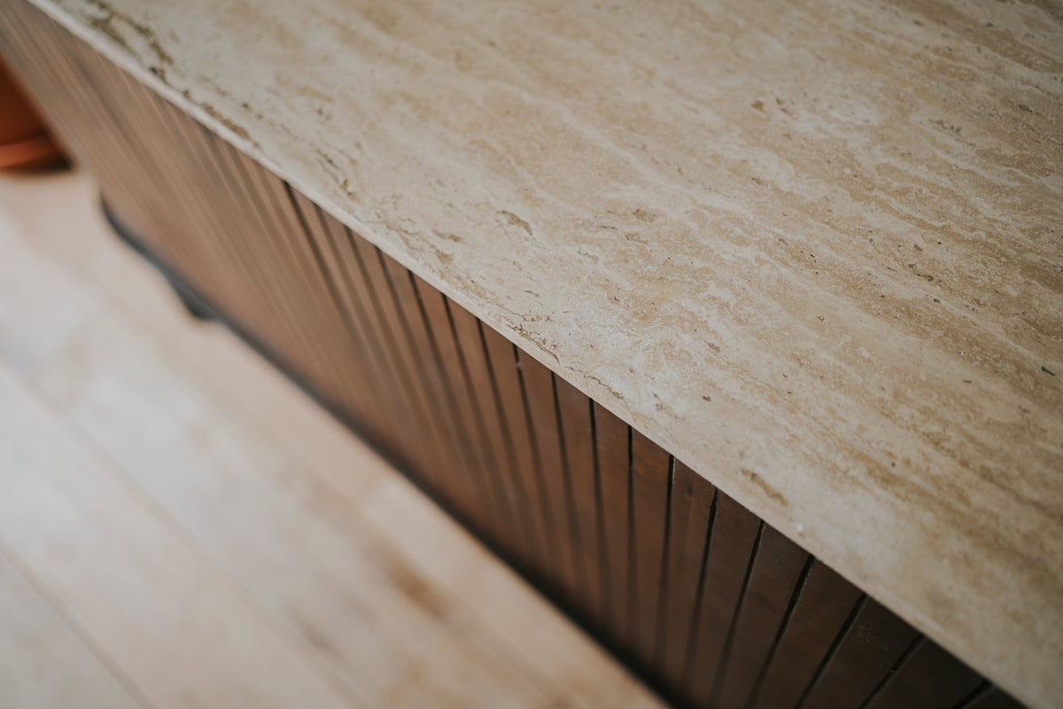 Dressoir Tirlot 180cm travertine blad - Goa Editions